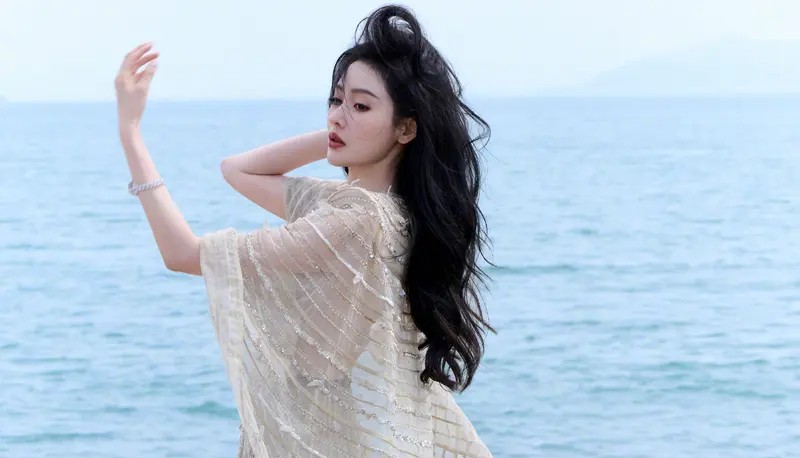 83歲蔡瀾被曝病重本人深夜轉(zhuǎn)發(fā)回應(yīng)：正在康復(fù)一切安好